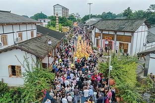 大将之风！波杰姆斯基半场砍下8分3板2助3断！